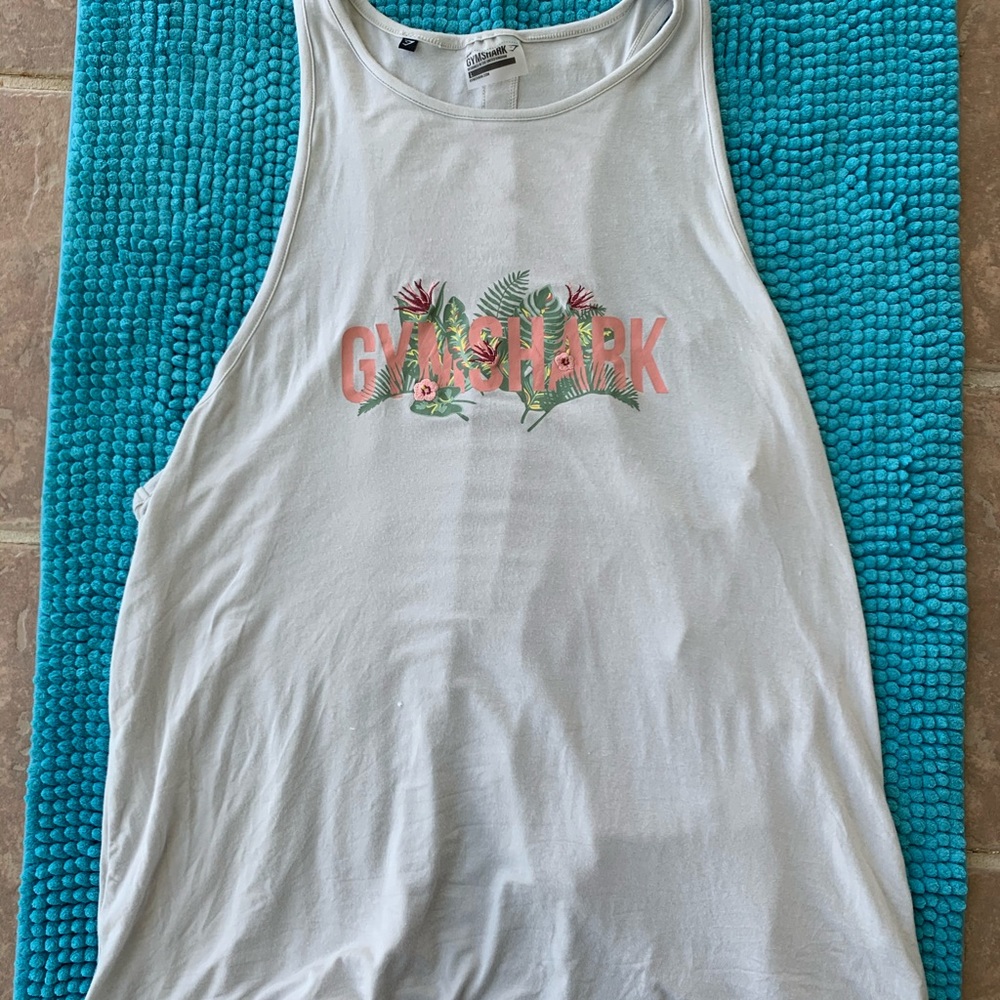 **SOLD** Gymshark Relaxed Graphic Vest